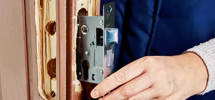 Garage Door Lock Replacement Madisonville